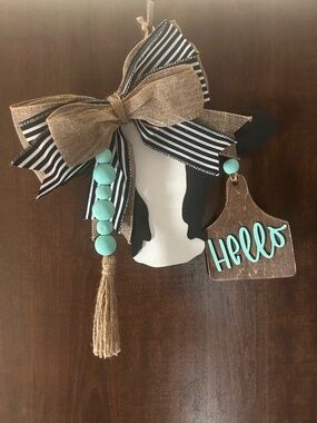 Cow Head Welcome Sign